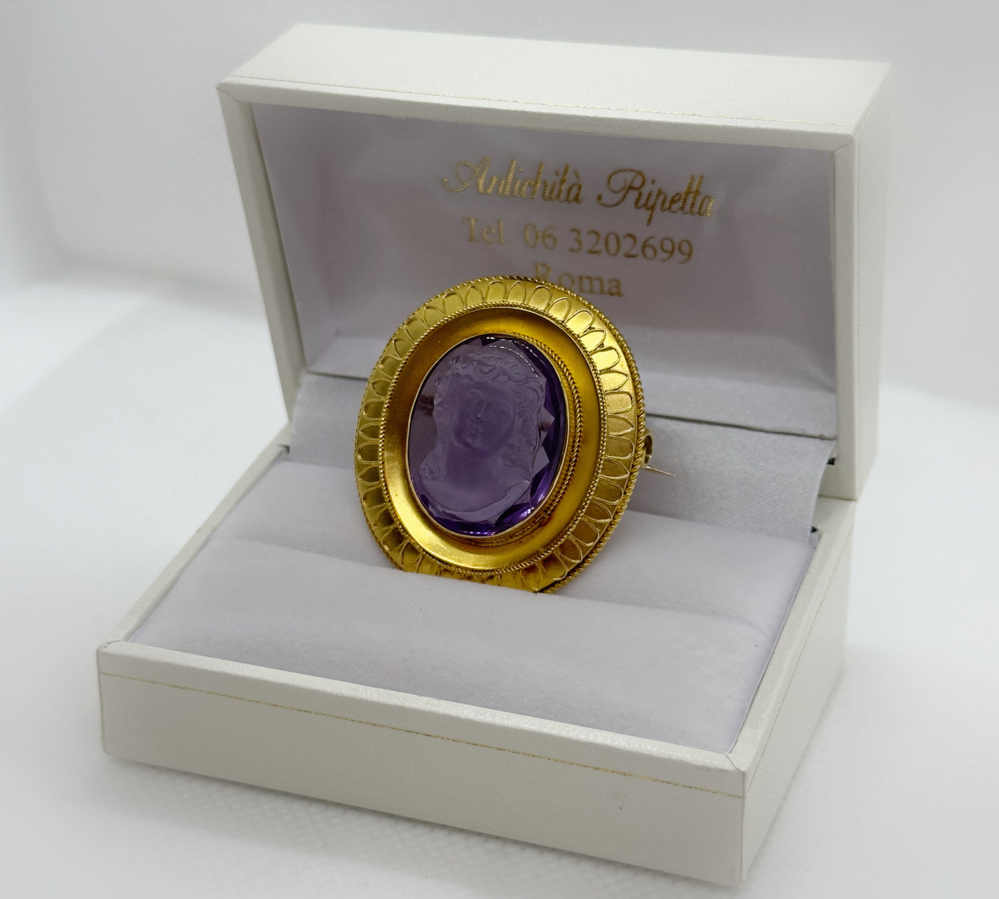 Spilla in Oro Giallo Cammeo Ametista
